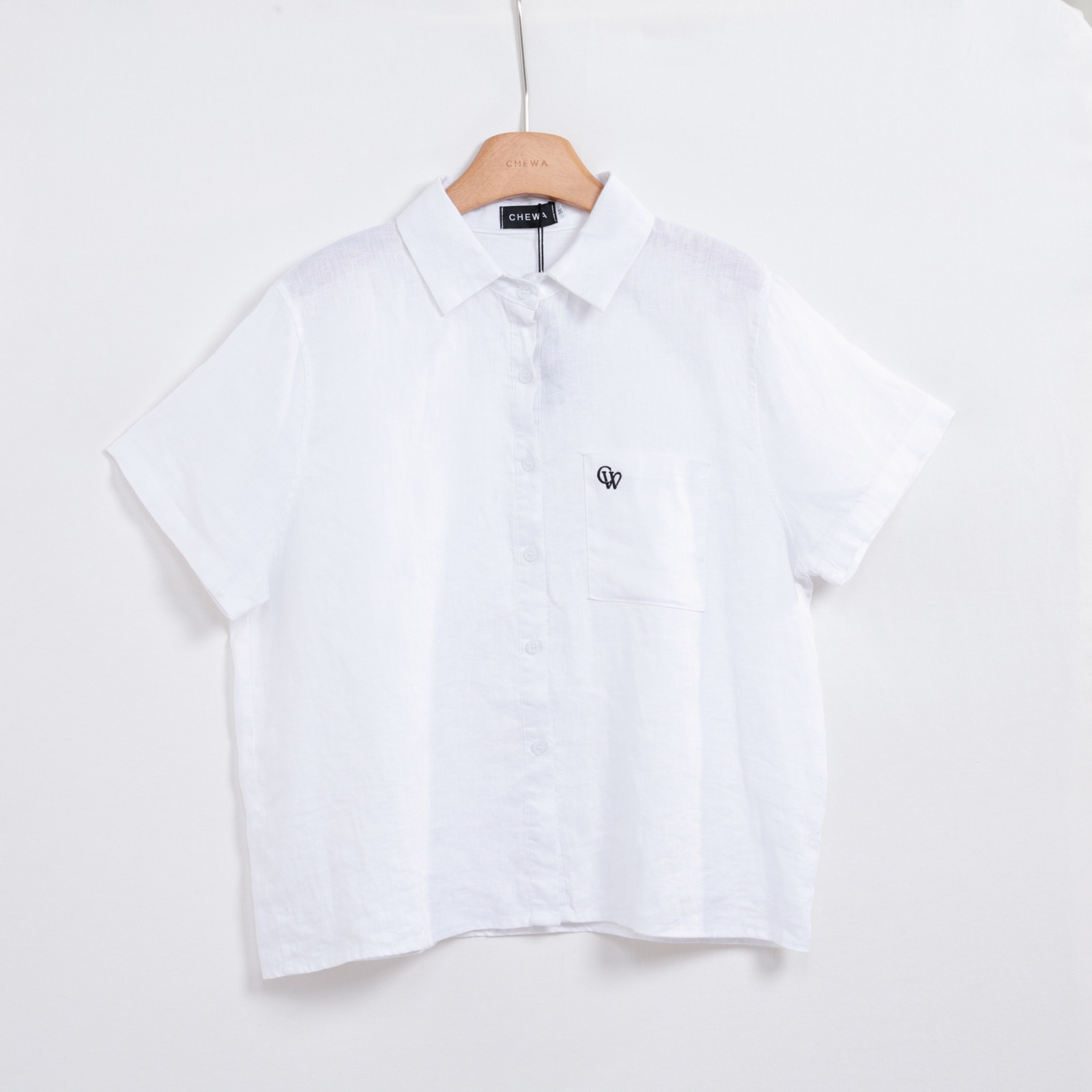 เสื้อเชิ้ตแขนสั้น CHEWA สีขาว