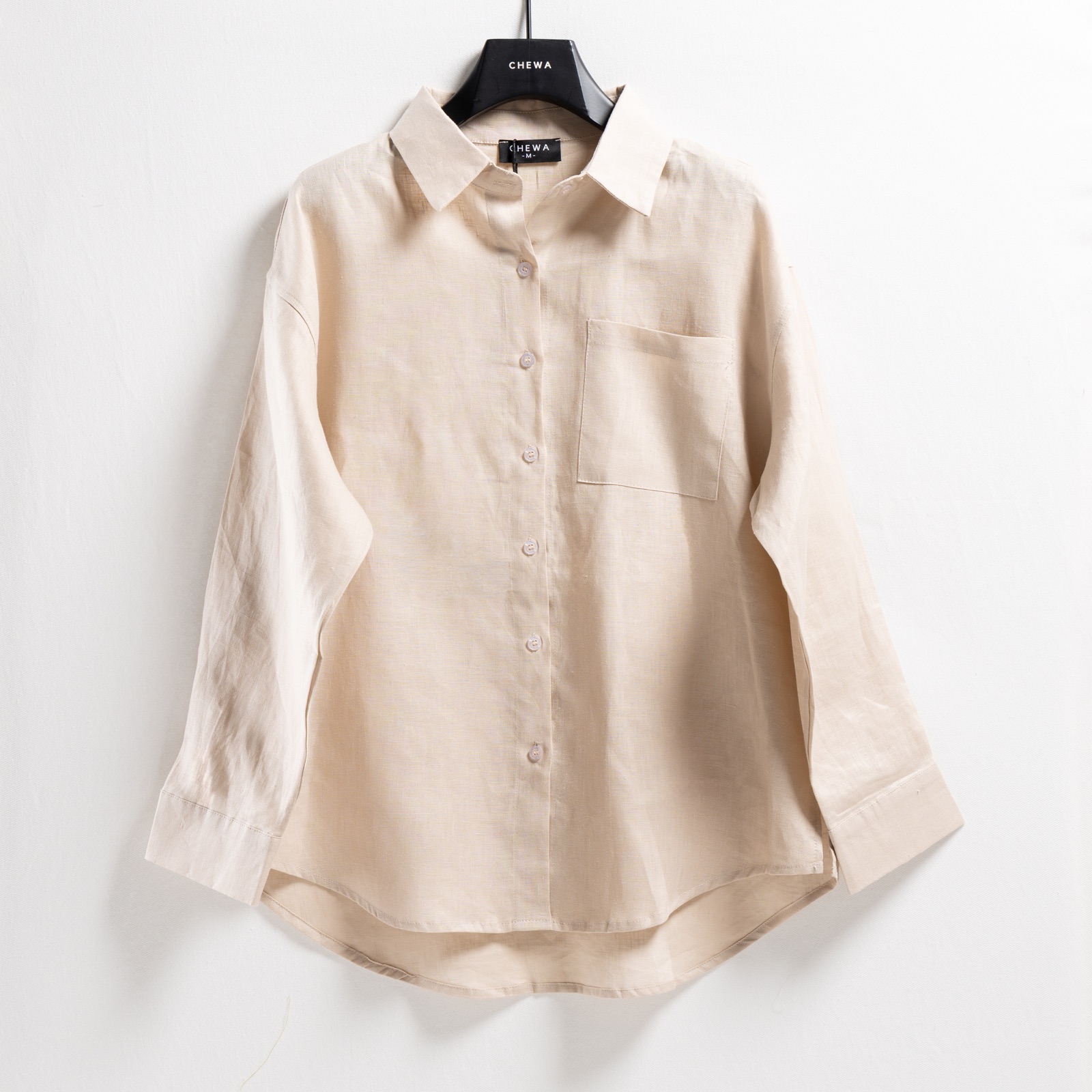 เสื้อเชิ้ตลินิน CHEWA สีครีม